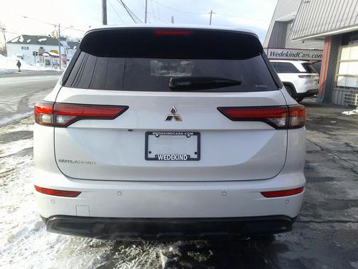2022 Mitsubishi Outlander Black Edition S-AWC