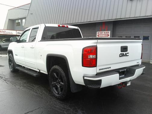 2017 GMC Sierra 1500 SLE
