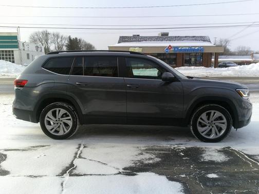 2023 Volkswagen Atlas 3.6L SE w/Technology