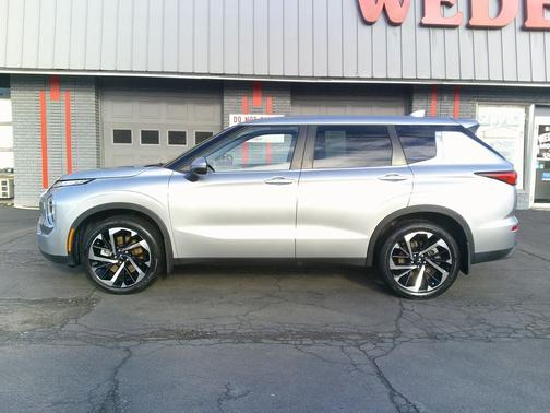 2022 Mitsubishi Outlander ES 2.5 S-AWC
