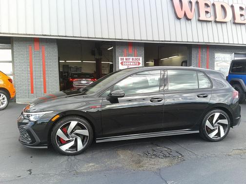 2024 Volkswagen Golf GTI 2.0T S DSG