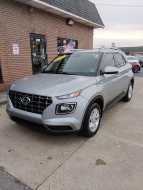 2020 Hyundai VENUE SEL IVT