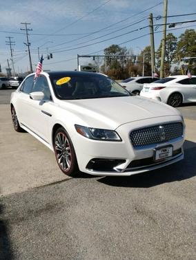 2017 Lincoln Continental Reserve AWD