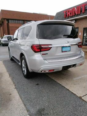2021 INFINITI QX80 Luxe