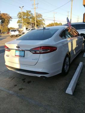 2018 Ford Fusion Hybrid SE