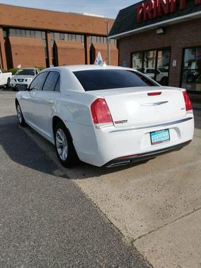 Bright White Clearcoat 2015 Chrysler 300 Limited