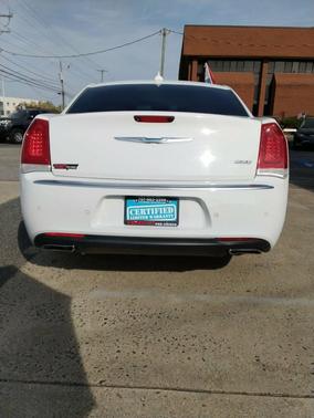Bright White Clearcoat 2015 Chrysler 300 Limited