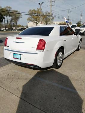 Bright White Clearcoat 2015 Chrysler 300 Limited
