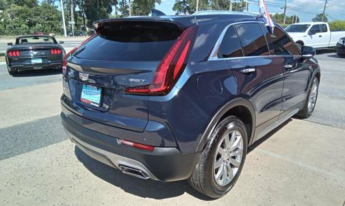 2020 Cadillac XT4 Premium Luxury