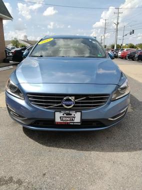 2015 Volvo V60 T5 Platinum