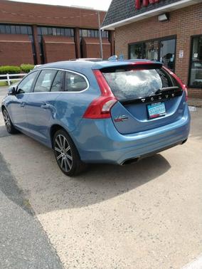 2015 Volvo V60 T5 Platinum