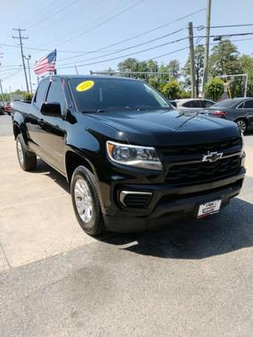Black 2021 Chevrolet Colorado LT