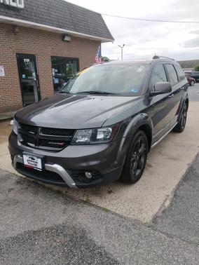 Granite Pearlcoat 2020 Dodge Journey Crossroad