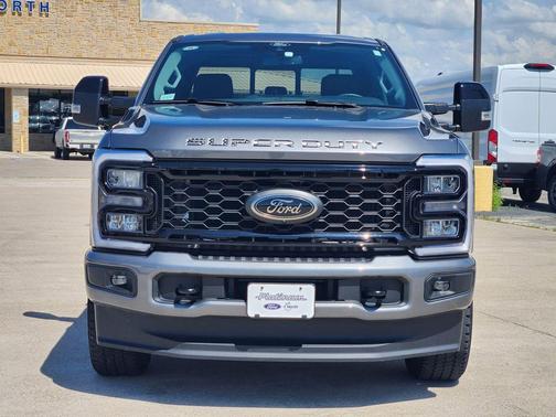 CARBONIZED GRAY 2025 Ford F-350 Lariat