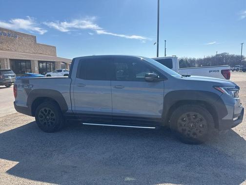 2023 Honda Ridgeline Black