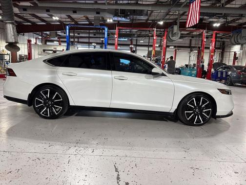 2023 Honda Accord Hybrid Touring