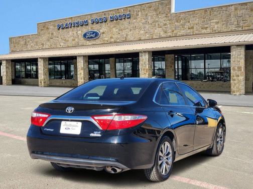 2016 Toyota Camry XLE