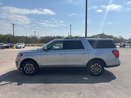 ICONIC SILVER METALLIC 2024 Ford Expedition Max XLT