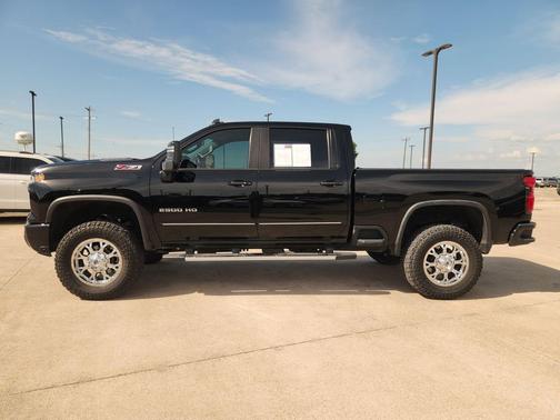 Black 2024 Chevrolet Silverado 2500 LT