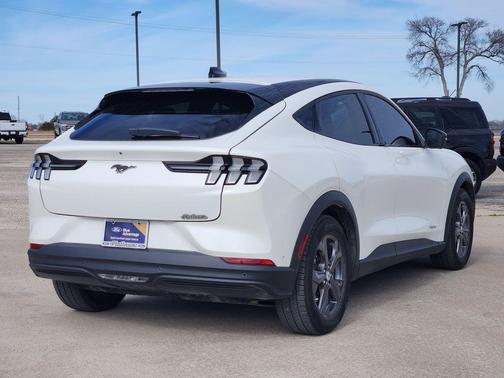 2023 Ford Mustang Mach-E Select