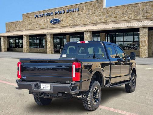 2026 Ford F-250 Platinum