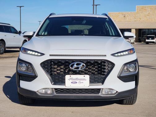 2020 Hyundai KONA SEL Plus