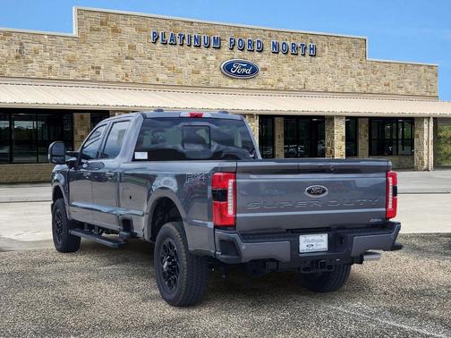 2025 Ford F-350 Lariat