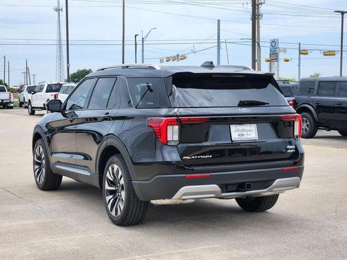 Agate Black Metallic 2026 Ford Explorer Platinum