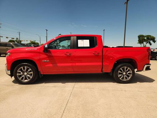 Red Hot 2021 Chevrolet Silverado 1500 LT