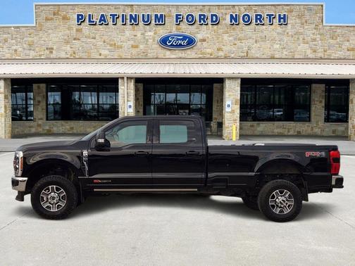 2023 Ford F-350 Lariat