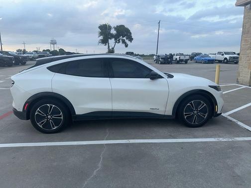 STAR WHITE MET TRI-COAT 2023 Ford Mustang Mach-E Premium