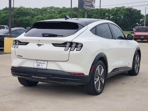 STAR WHITE MET TRI-COAT 2023 Ford Mustang Mach-E Premium