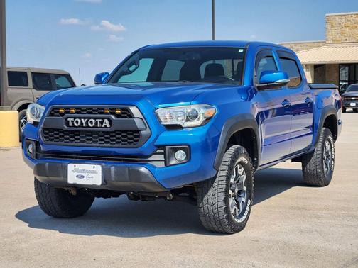 2017 Toyota Tacoma Base