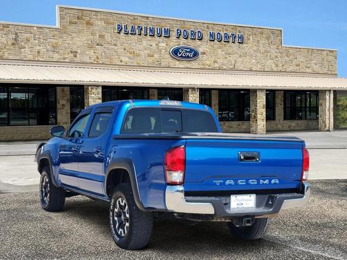 2017 Toyota Tacoma Base
