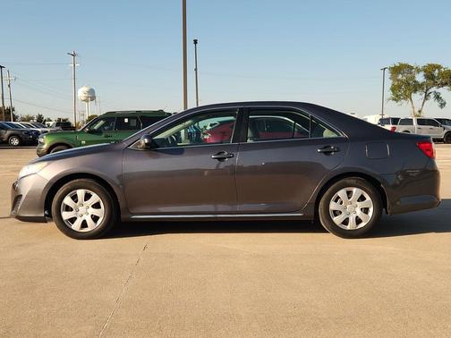2013 Toyota Camry LE