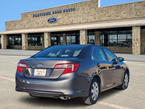 2013 Toyota Camry LE