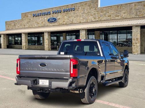 2026 Ford F-250 Lariat