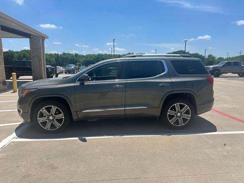 Mineral Metallic 2017 GMC Acadia Denali