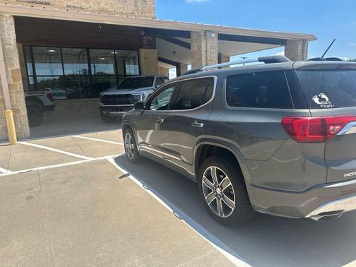 Mineral Metallic 2017 GMC Acadia Denali