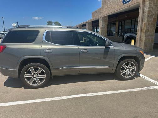 Mineral Metallic 2017 GMC Acadia Denali