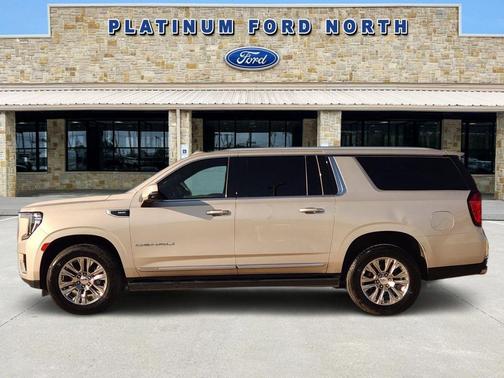 2022 GMC Yukon XL Denali