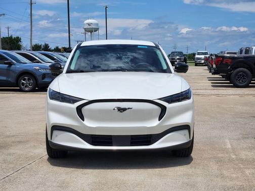 STAR WHITE MET TRI-COAT 2026 Ford Mustang Mach-E Premium