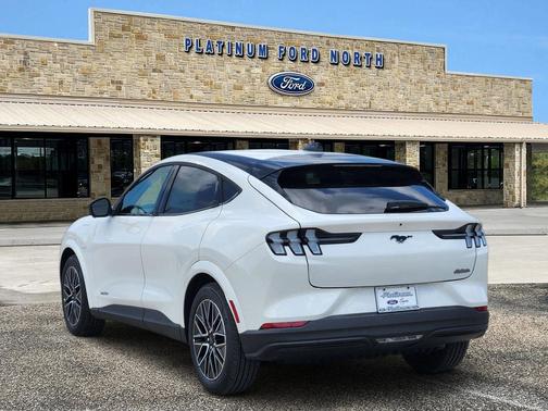 STAR WHITE MET TRI-COAT 2026 Ford Mustang Mach-E Premium