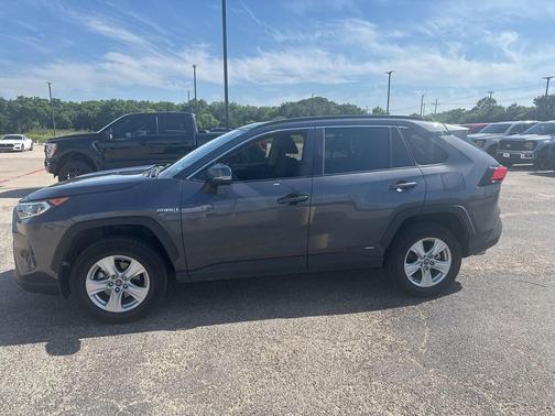 Magnetic Gray Metallic 2019 Toyota RAV4 Hybrid XLE