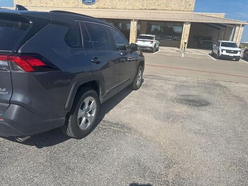 Magnetic Gray Metallic 2019 Toyota RAV4 Hybrid XLE