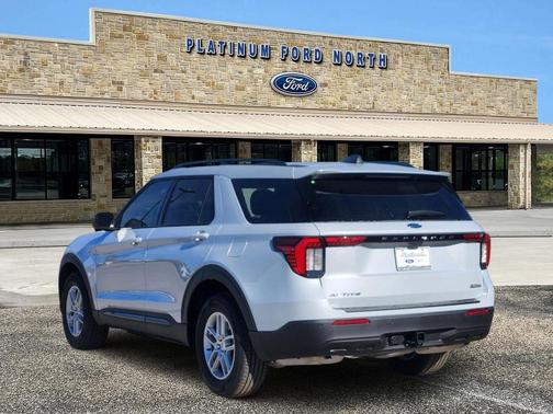 2026 Ford Explorer Active w/200A Pkg