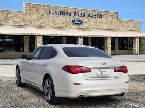 2018 INFINITI Q70L 3.7 LUXE