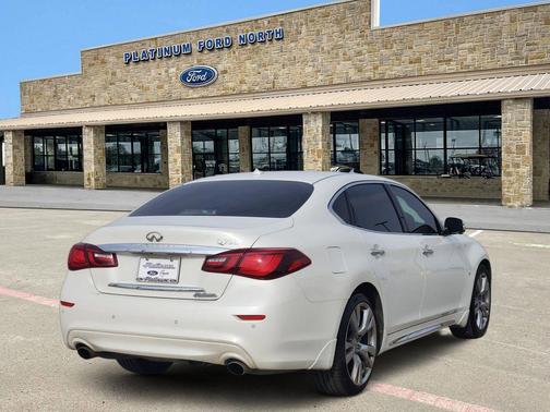2018 INFINITI Q70L 3.7 LUXE