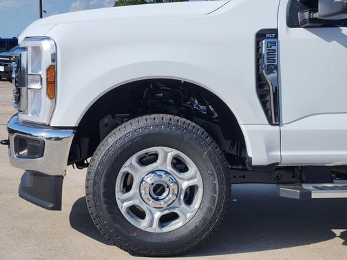 2025 Ford F-250 XLT