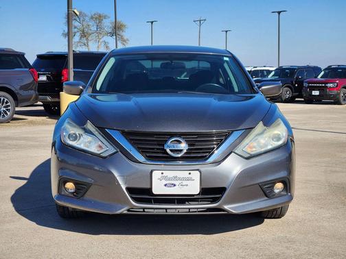 2016 Nissan Altima 2.5 SV